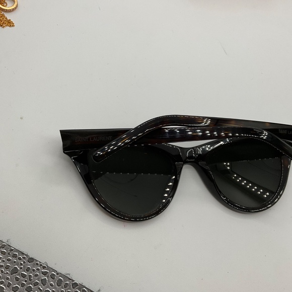 Yves Saint Laurent SL425-003-54 Sunglasses 54mm 100% Authentic - Picture 7 of 8